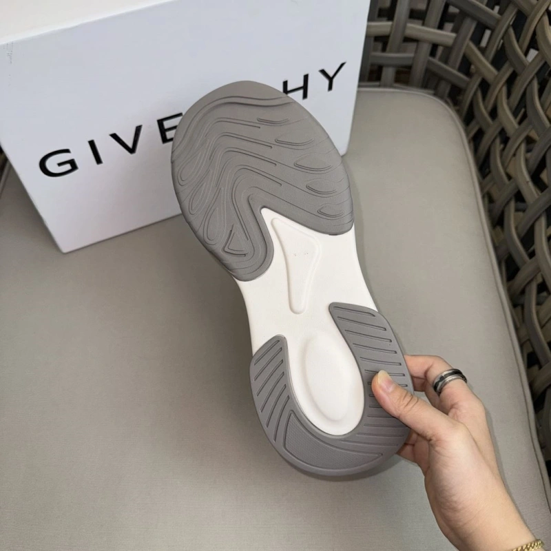 Gxvxnchy Sneakers WellDesigned 153731