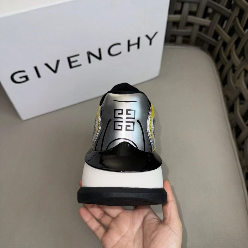 Gxvxnchy Sneakers Classic 153727