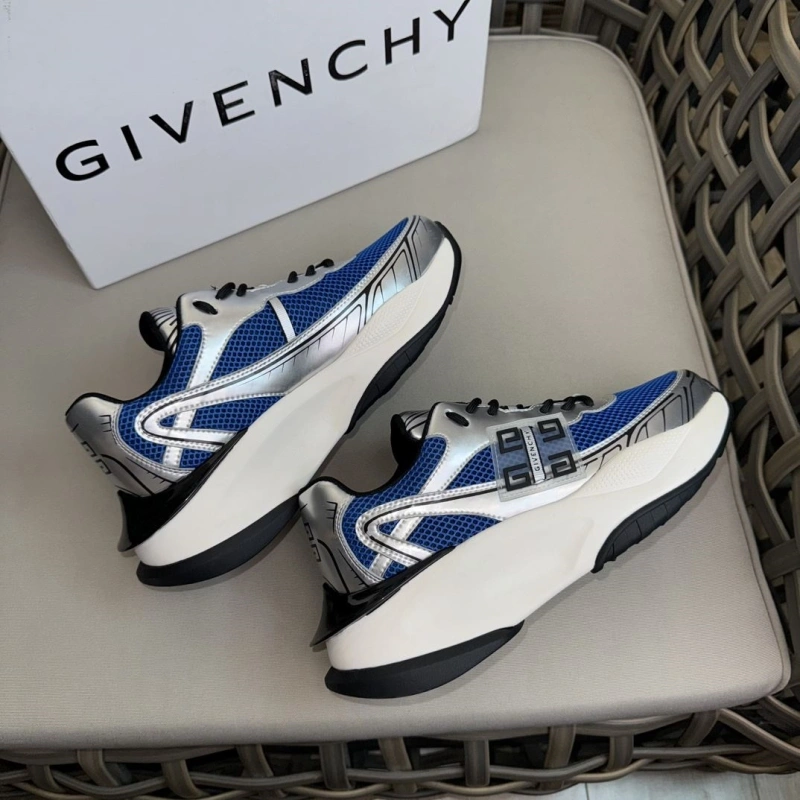 Gxvxnchy Sneakers Functional 153730