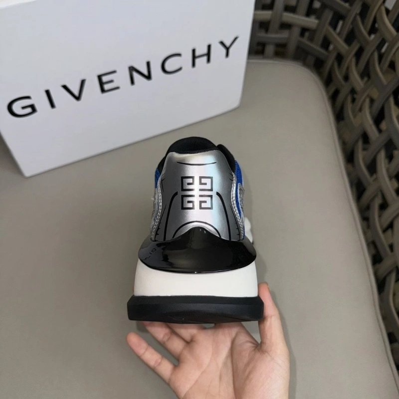 Gxvxnchy Sneakers Functional 153730