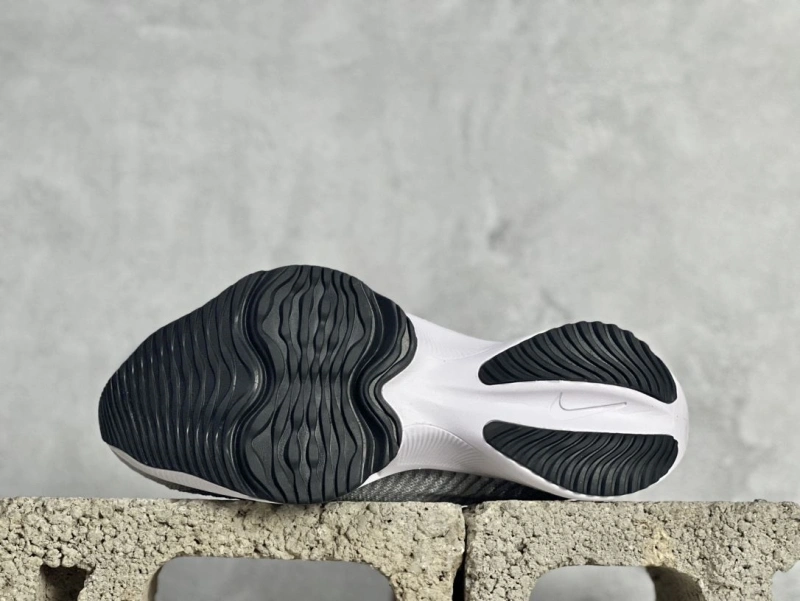 EyeCatching Nxkx Sneakers 199129