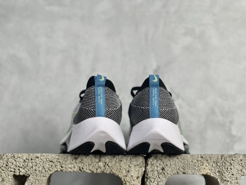 EyeCatching Nxkx Sneakers 199129