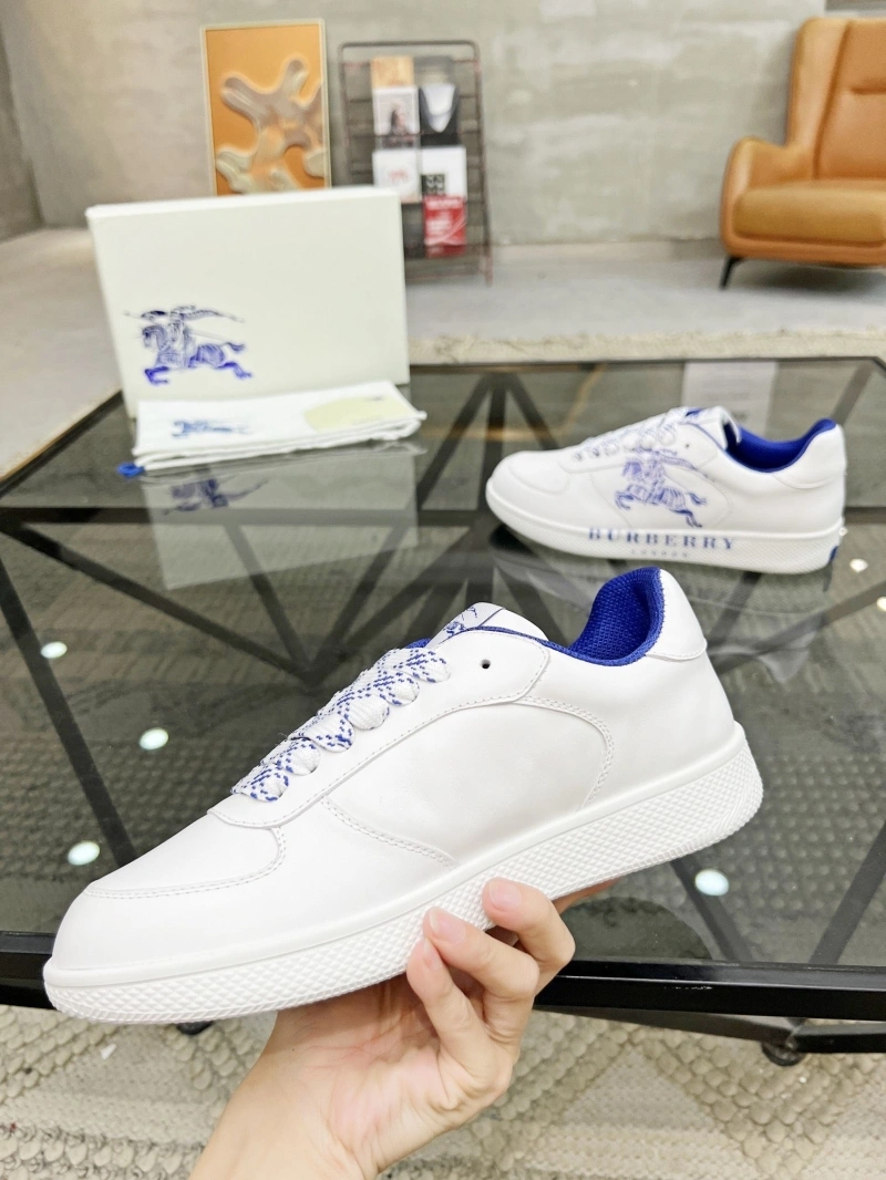 Comfortable Bxrbxrry Sneakers 115289