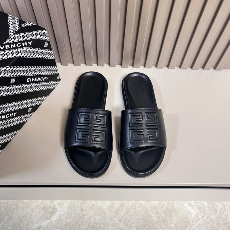 Elegant Gxvxnchy Slippers 153792