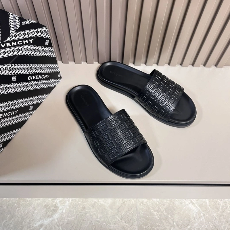 UrbanStyle Gxvxnchy Slippers 153790