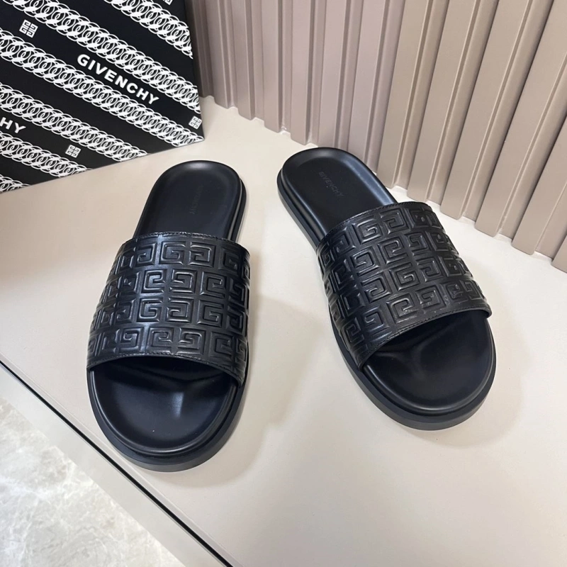 UrbanStyle Gxvxnchy Slippers 153790