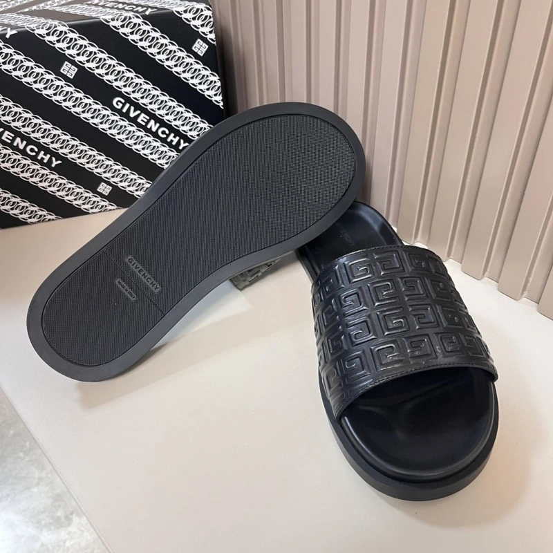 UrbanStyle Gxvxnchy Slippers 153790