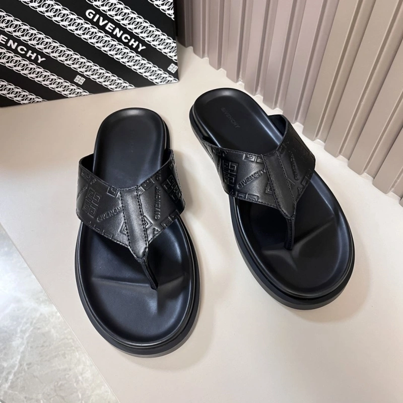 Gxvxnchy Slippers Bright 153782