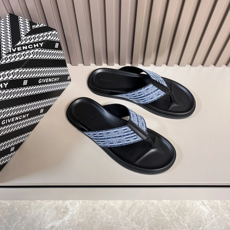 Gxvxnchy Slippers AllSeason 153773