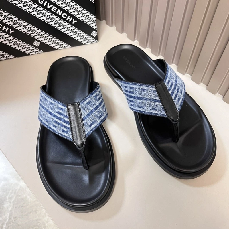 Gxvxnchy Slippers AllSeason 153773