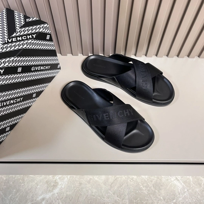 Gxvxnchy Slippers Vibrant 153780