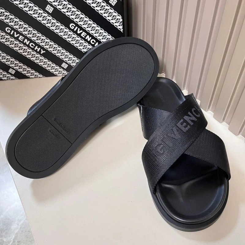 Gxvxnchy Slippers Vibrant 153780