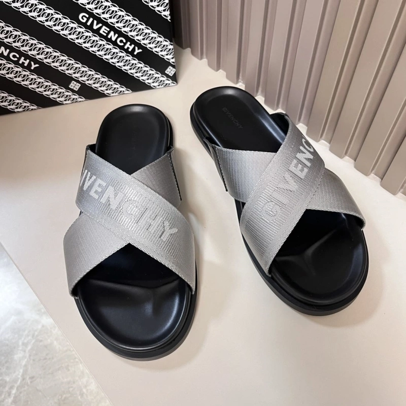 Refined Gxvxnchy Slippers 153771