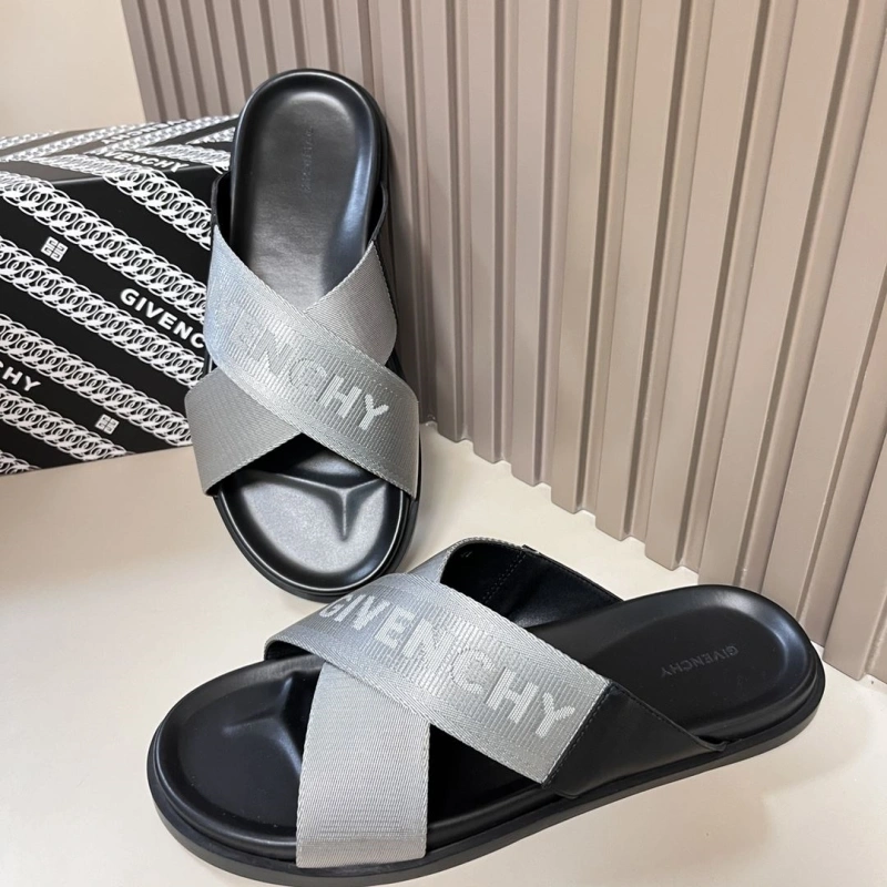 Refined Gxvxnchy Slippers 153771