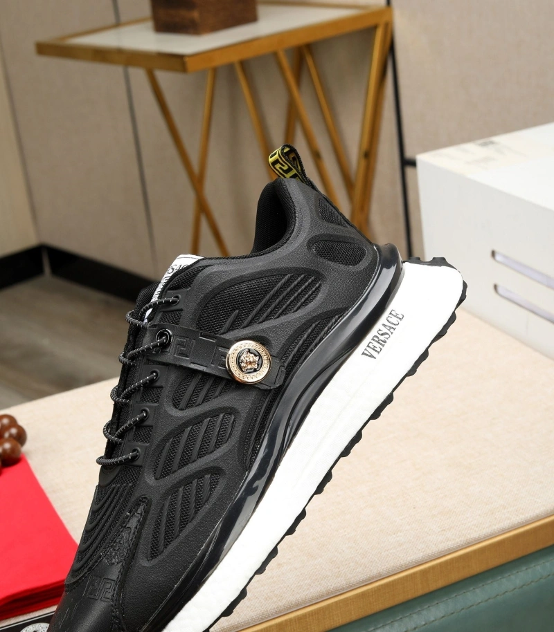Popular Gxvxnchy Sneakers 153734