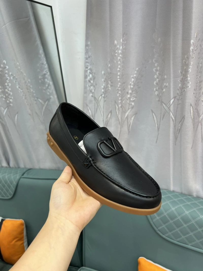 EyeCatching Vxlxntino Leather Shoes 231388