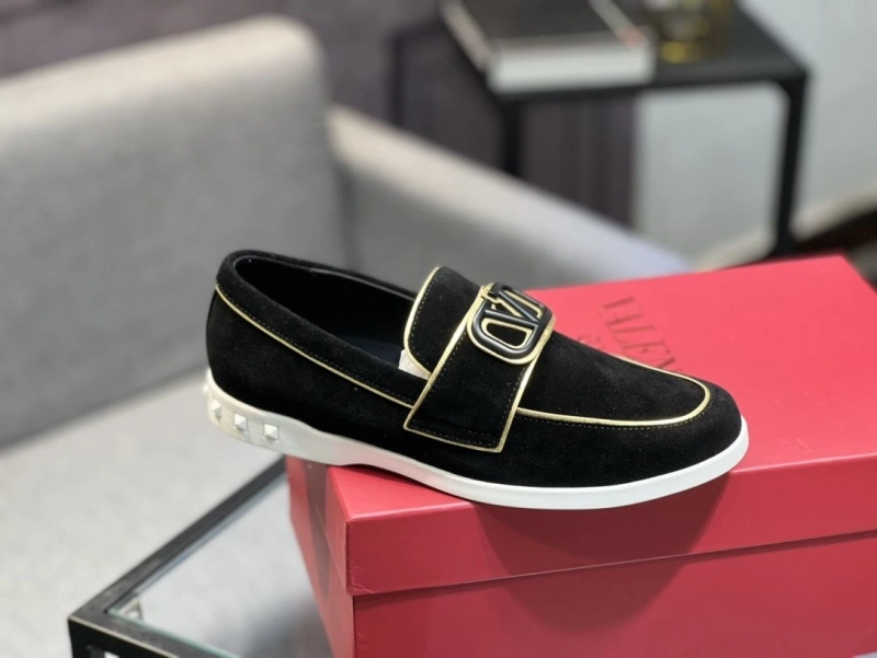 Durable Vxlxntino Leather Shoes 231406