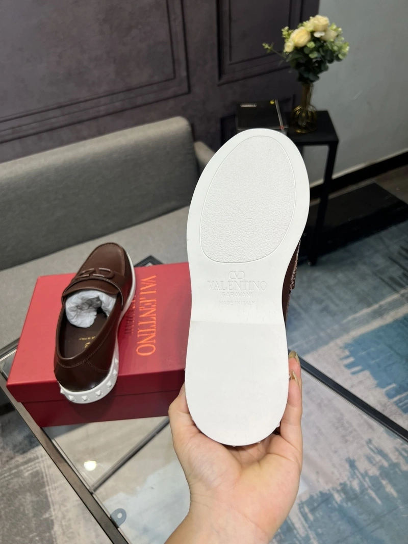 Minimalist Vxlxntino Leather Shoes 231407