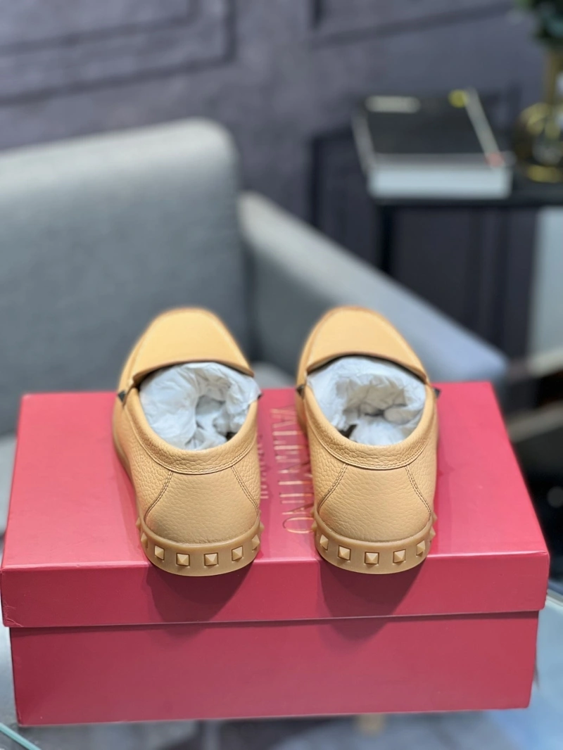 Sleek Vxlxntino Leather Shoes 231387