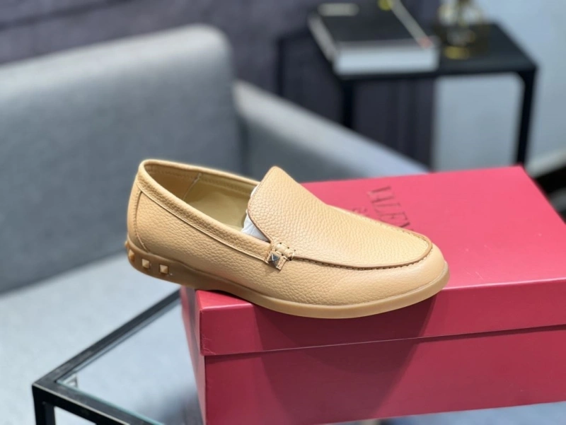 Sleek Vxlxntino Leather Shoes 231387