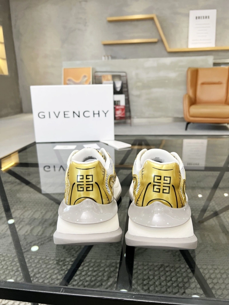 Popular Gxvxnchy Sneakers 153723