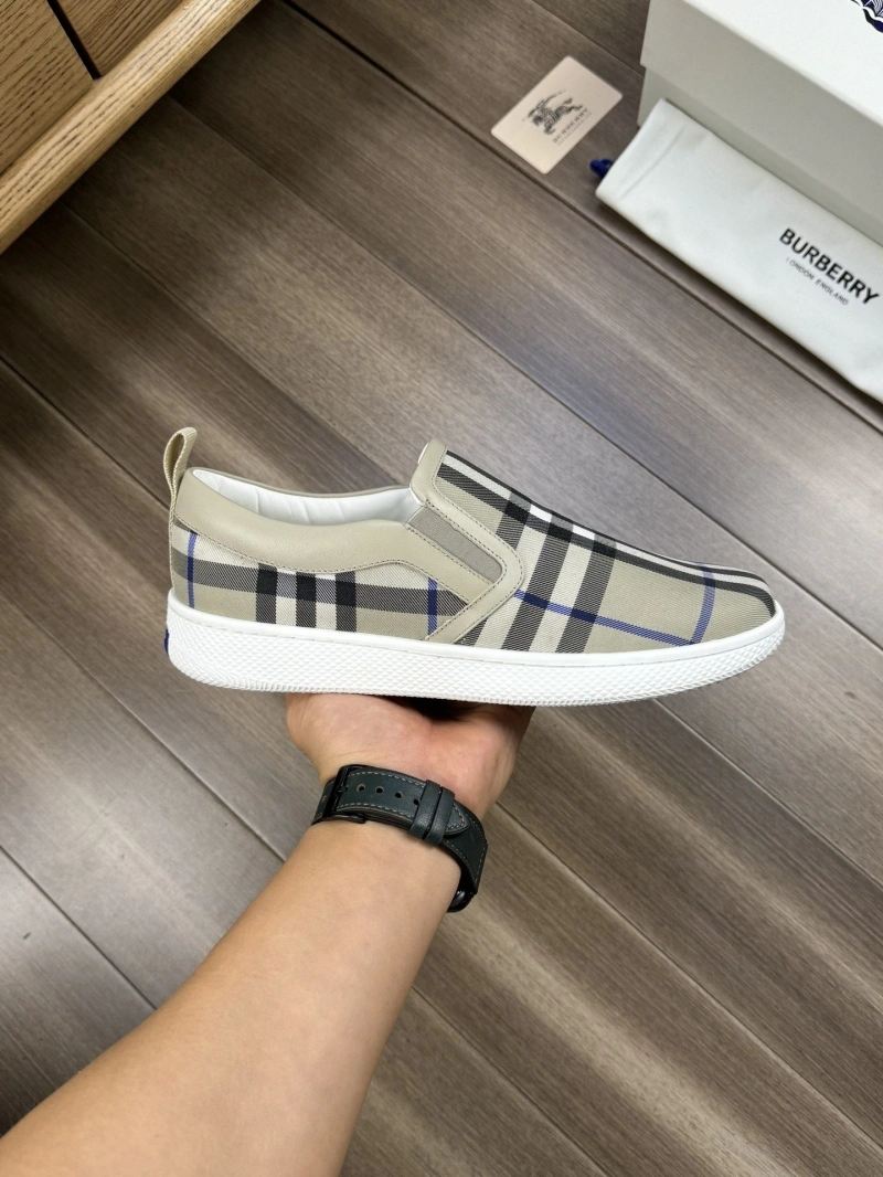 Comfortable Bxrbxrry Sneakers 115272