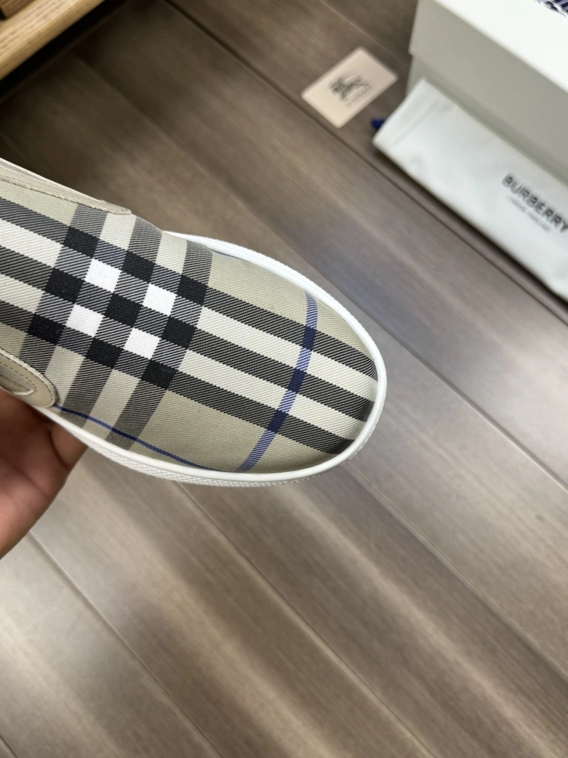 Comfortable Bxrbxrry Sneakers 115272