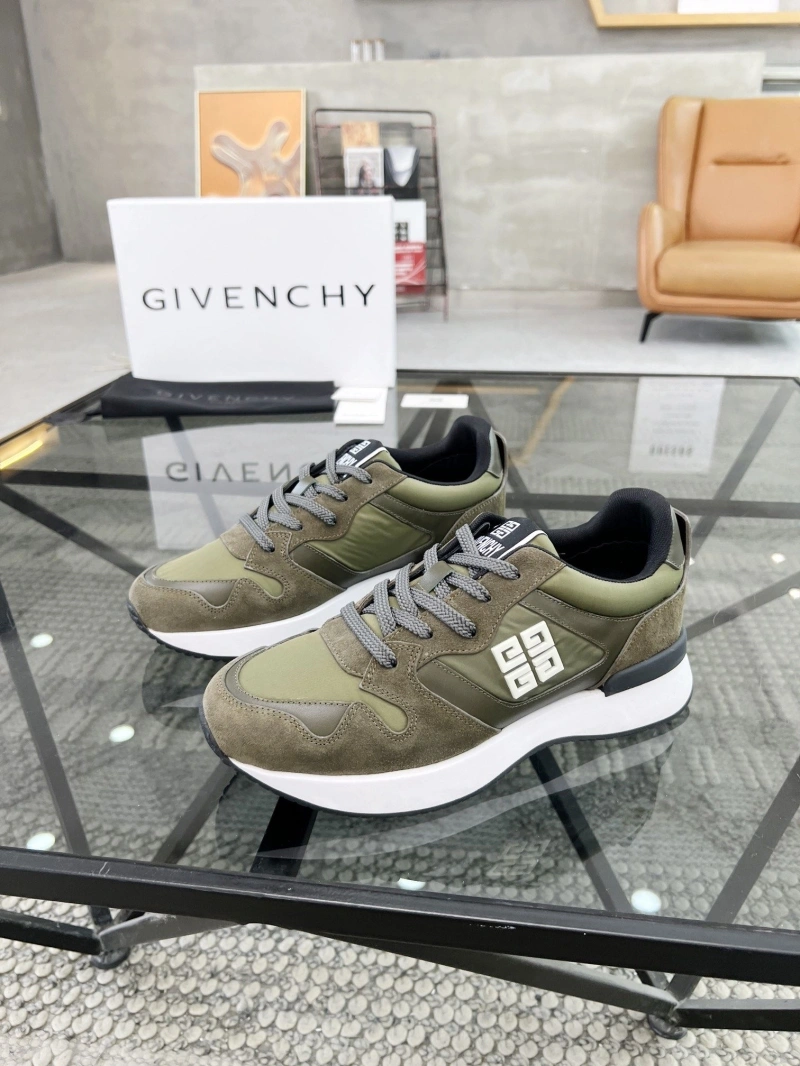 Gxvxnchy Sneakers Sophisticated 153714