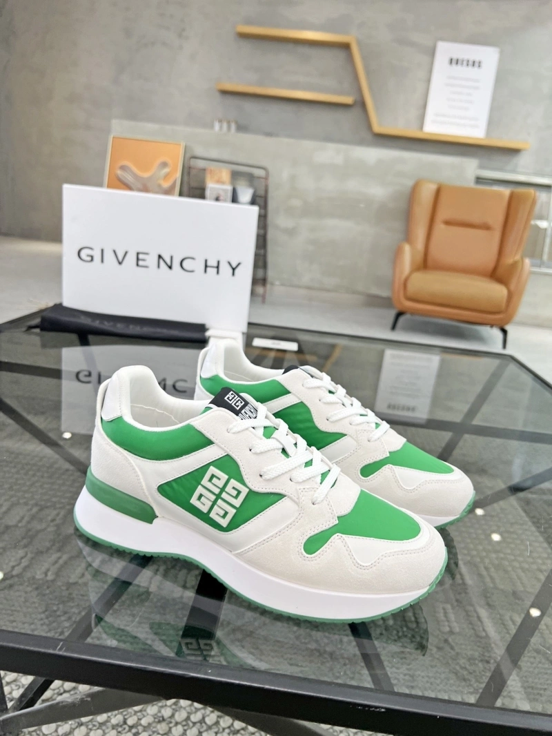 Minimalist Gxvxnchy Sneakers 153713