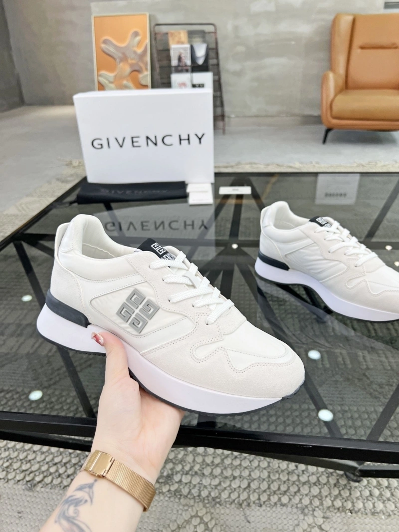 GoAnywhere Gxvxnchy Sneakers 153715