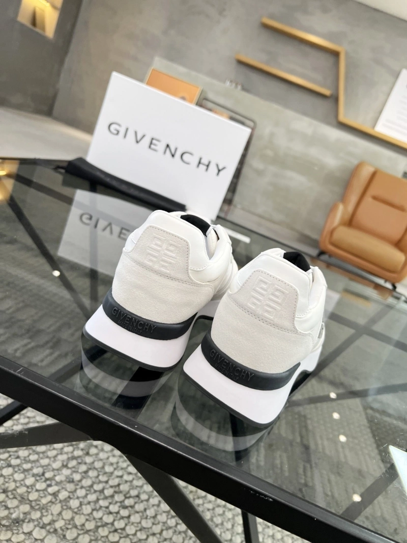 GoAnywhere Gxvxnchy Sneakers 153715