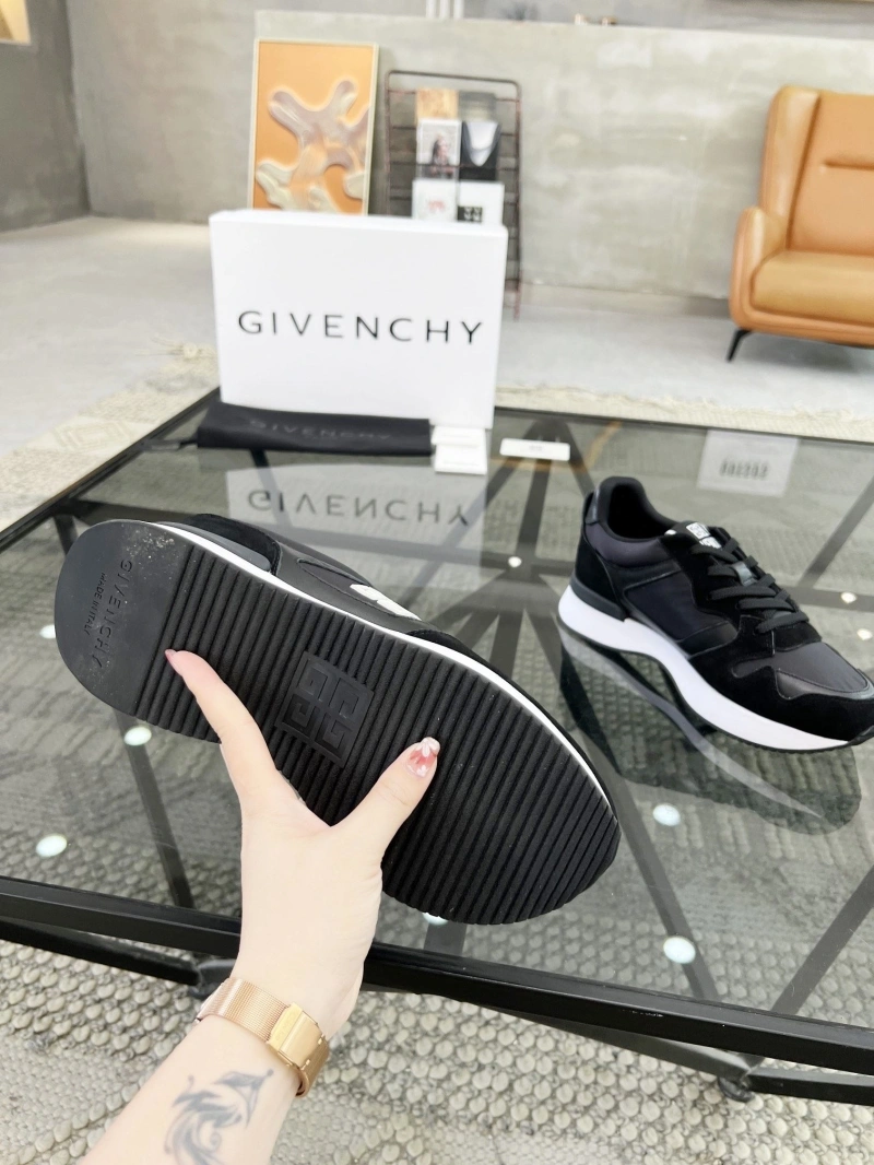 GoodFit Gxvxnchy Sneakers 153711