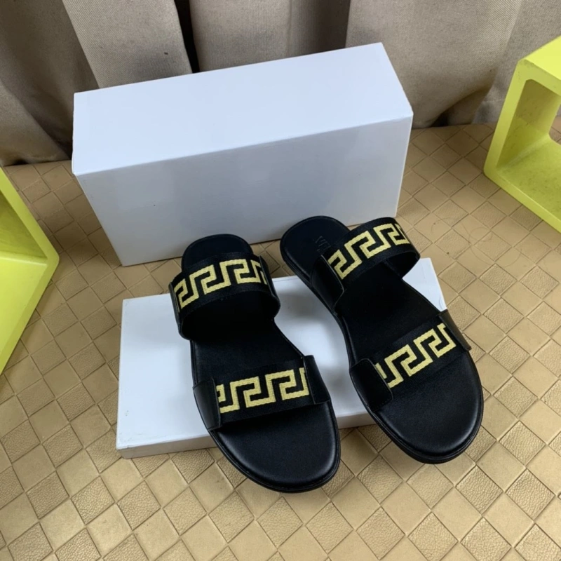 Gxvxnchy Slippers AllSeason 153759