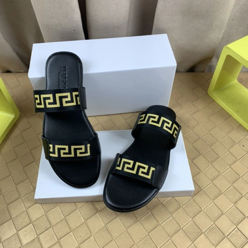 Gxvxnchy Slippers AllSeason 153759