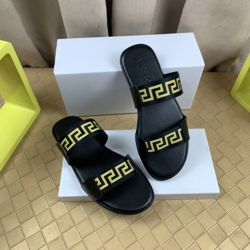 Gxvxnchy Slippers AllSeason 153759