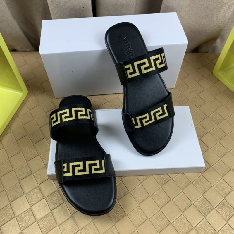 Gxvxnchy Slippers AllSeason 153759