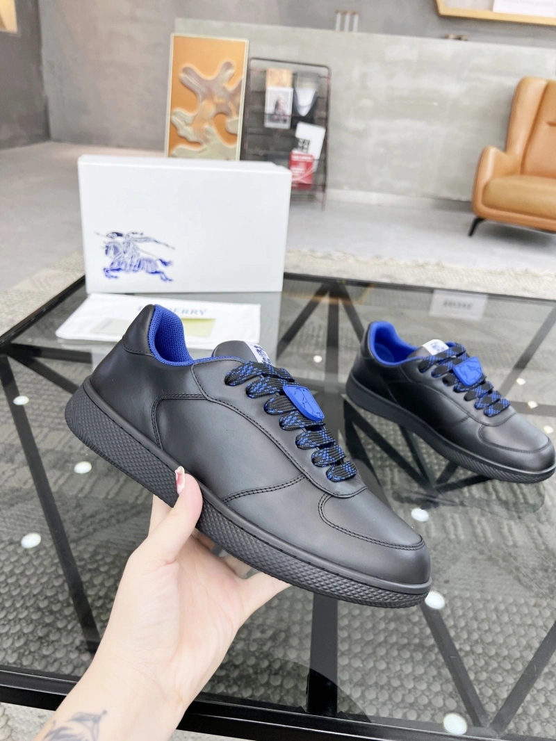 Stylish Bxrbxrry Sneakers 115274