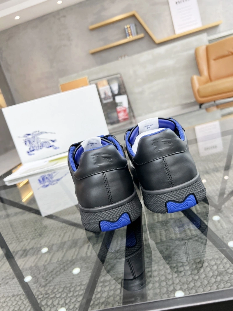 Stylish Bxrbxrry Sneakers 115274