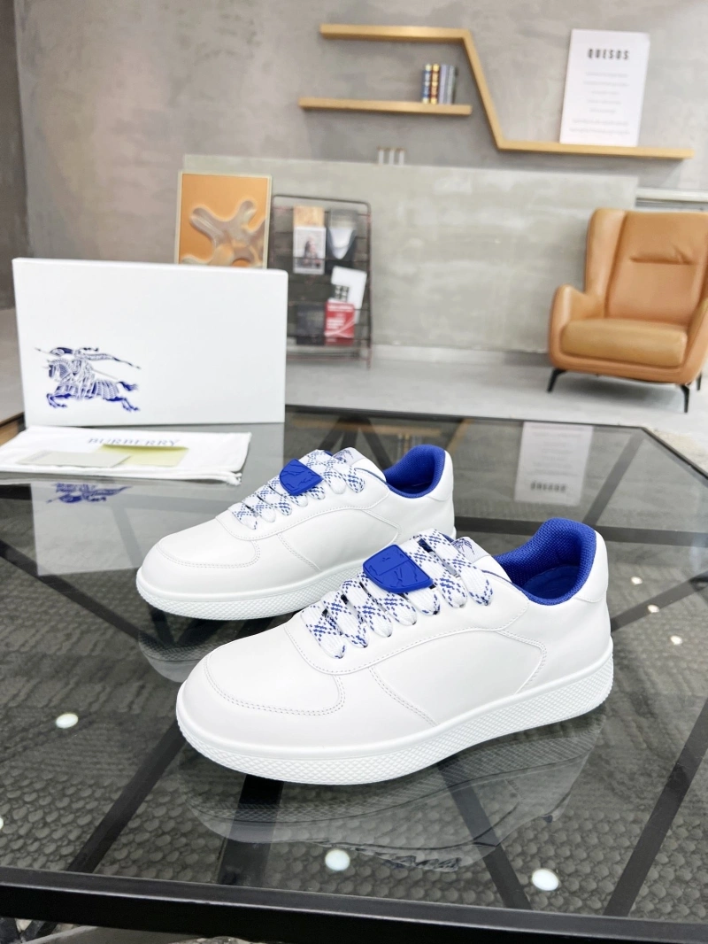 Vibrant Bxrbxrry Sneakers 115269