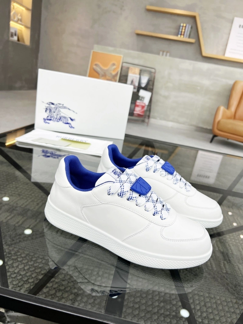 Vibrant Bxrbxrry Sneakers 115269