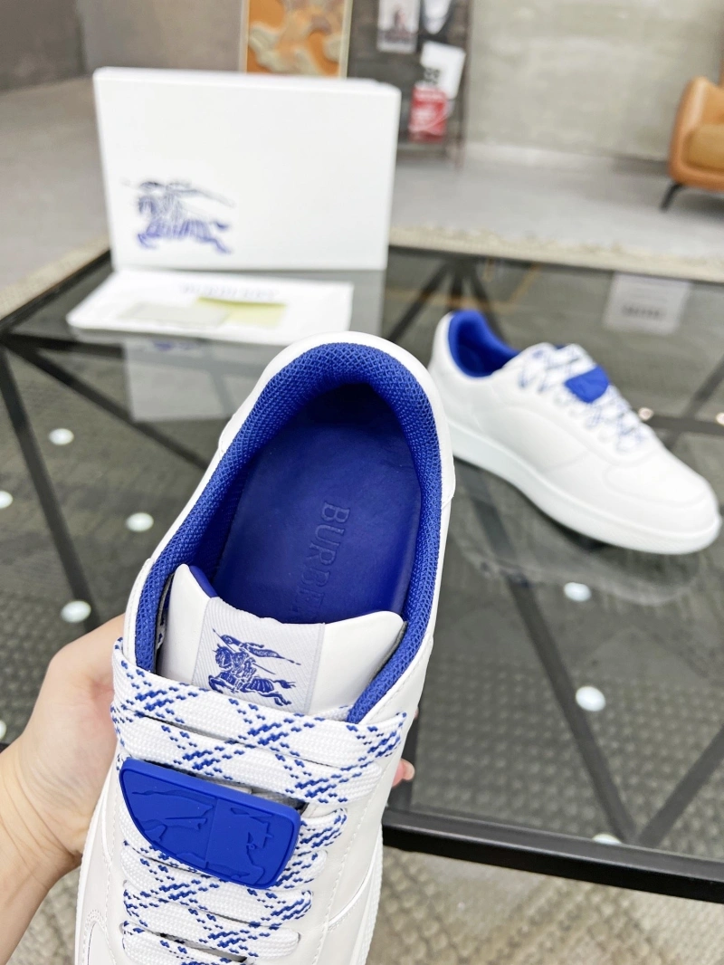 Vibrant Bxrbxrry Sneakers 115269