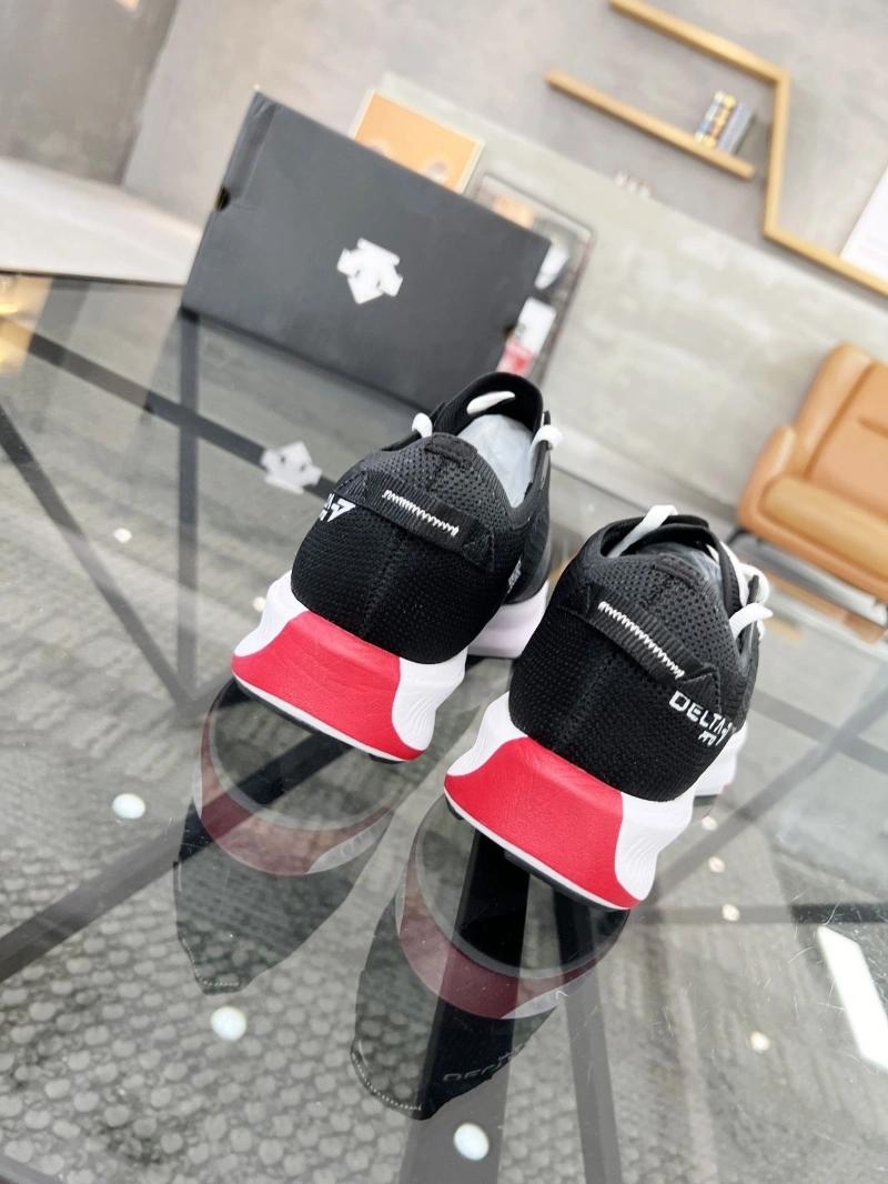 Minimalist Othxr Sneakers 215809
