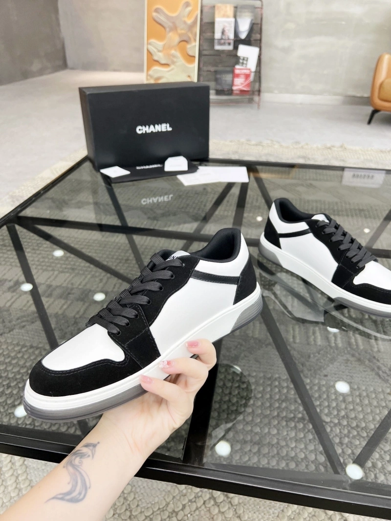 Durable Chxnxl Sneakers 127828