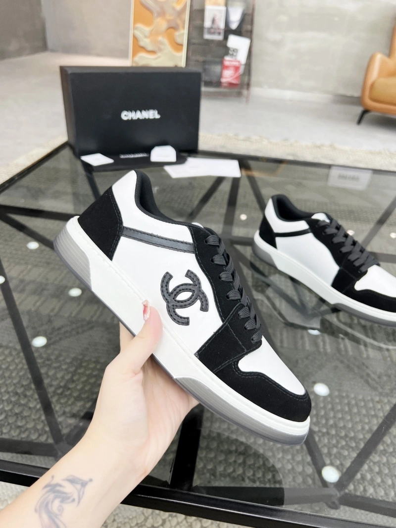 Durable Chxnxl Sneakers 127828