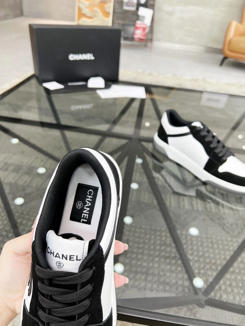 Durable Chxnxl Sneakers 127828