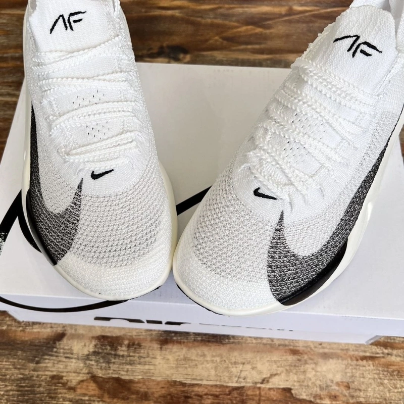 Flexible Nxkx Sneakers 199095
