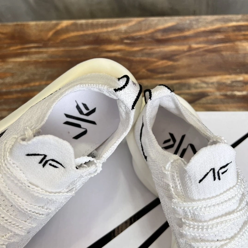 Flexible Nxkx Sneakers 199095