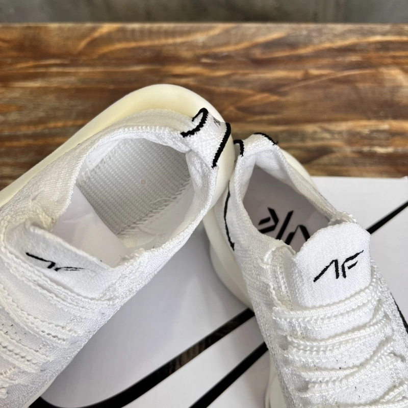 Flexible Nxkx Sneakers 199095