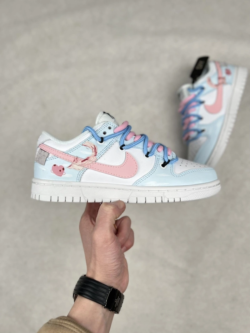 Bright Nxkx Sneakers 200122
