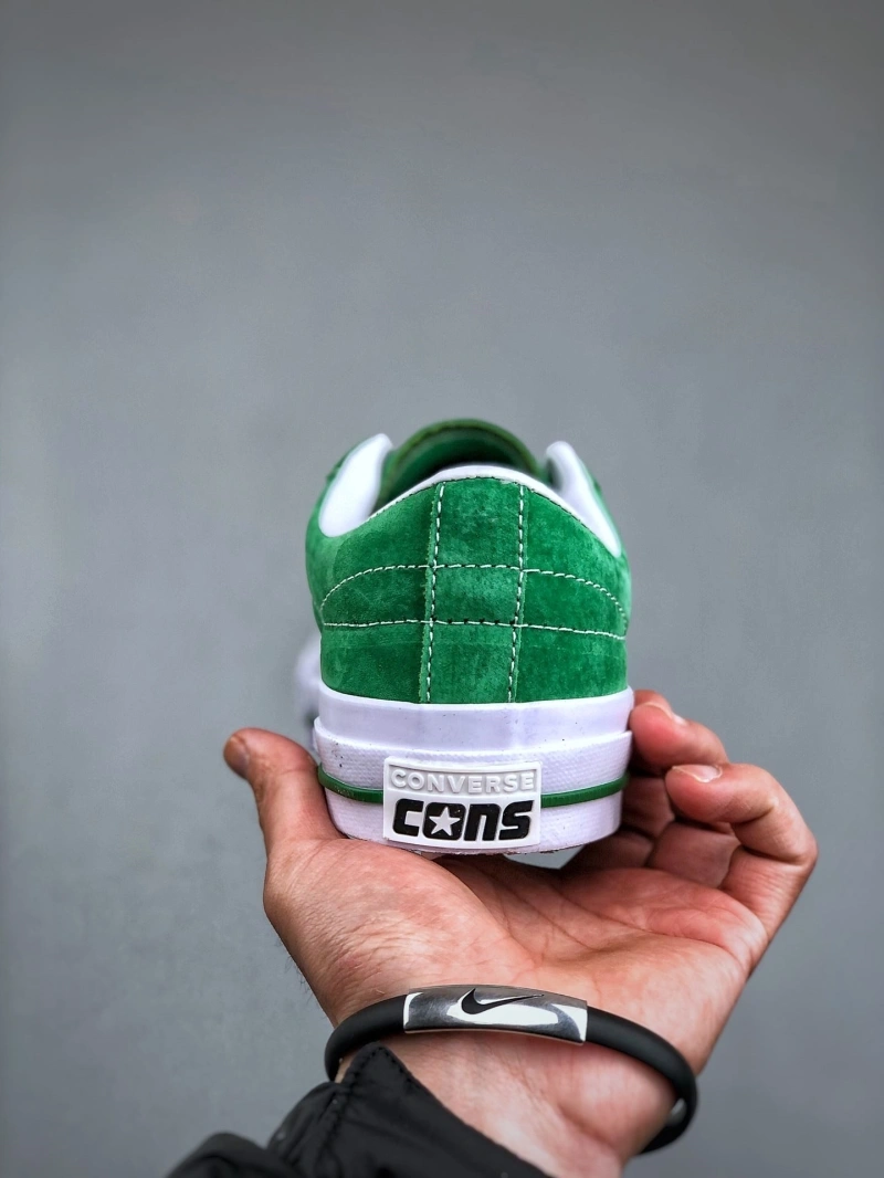 Reliable Gxvxnchy Sneakers 154329